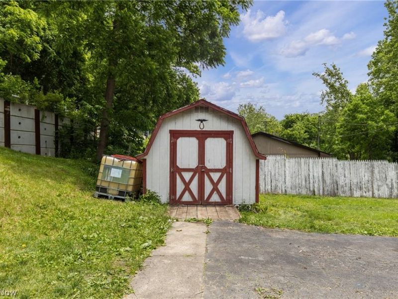 56775 Colerain Pike, Martins Ferry, OH 43935 Photo 34