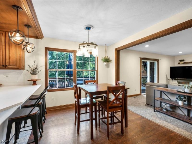 2384 Twin Lakes Drive, Uniontown, OH 44685 Photo 10