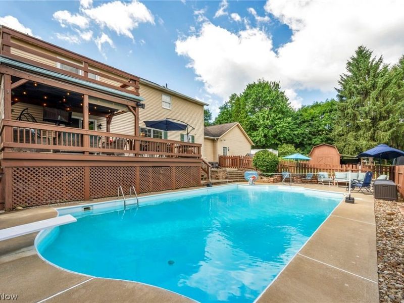 2384 Twin Lakes Drive, Uniontown, OH 44685 Photo 30