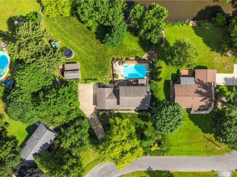 2384 Twin Lakes Drive, Uniontown, OH 44685 Photo 39