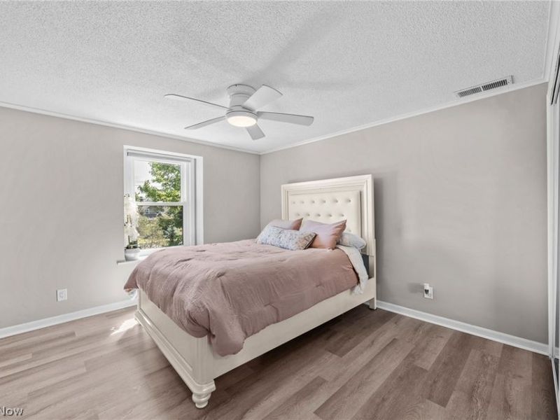 988 Som Center Road, Unit E2, Mayfield Village, OH 44143 Photo 35