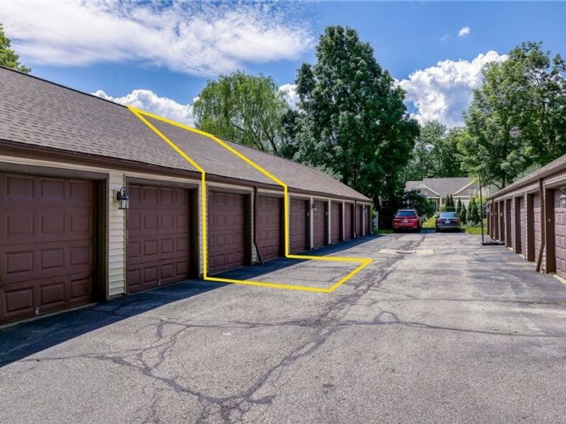 988 Som Center Road, Unit E2, Mayfield Village, OH 44143 Photo 45
