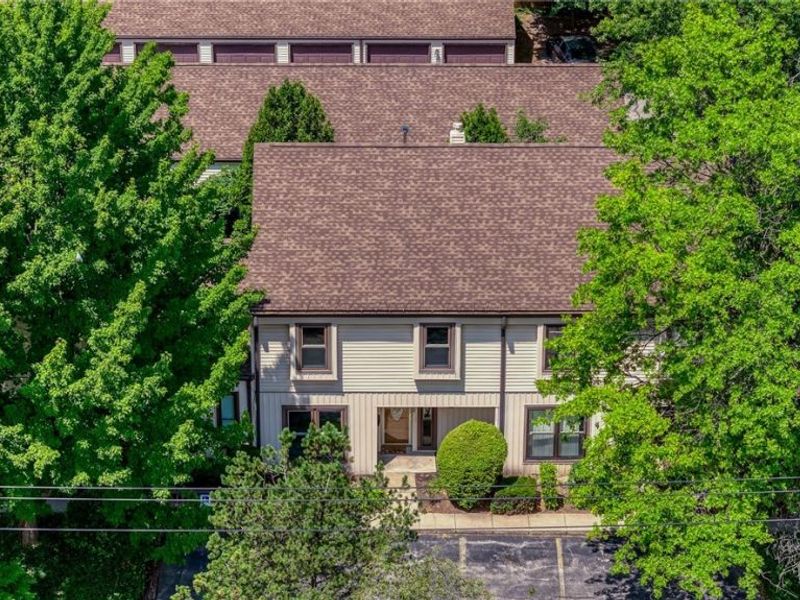 988 Som Center Road, Unit E2, Mayfield Village, OH 44143 Photo 49