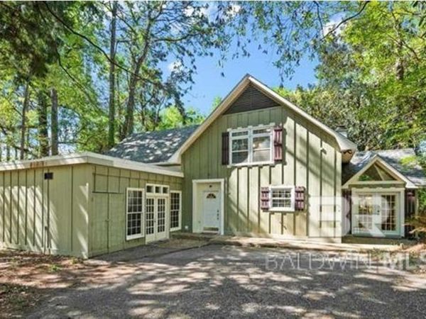 160 Rolling Hill Drive, Daphne, AL 36526