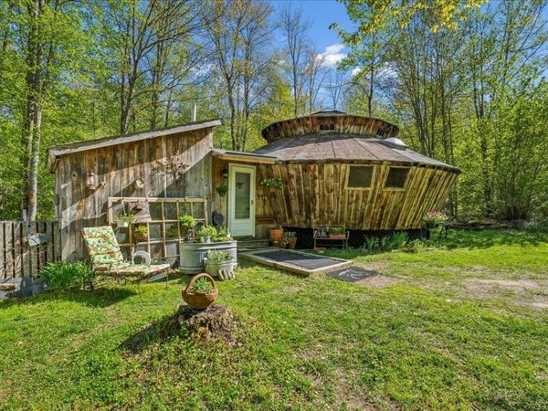 491 Greenfield Road, Peterborough, NH 03458