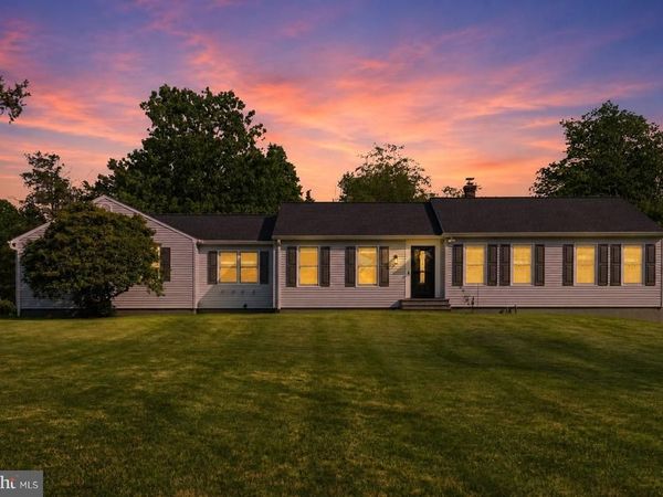 7 SMITH BRANCH ROAD, WHITEHOUSE STATION, NJ 08889