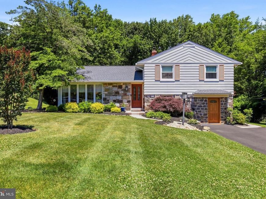 467 Wingate Road, Huntingdon Valley, PA 19006 Main Photo