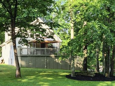 202 TRAPPER SPRINGS CIRCLE, DRUMS, PA 18222