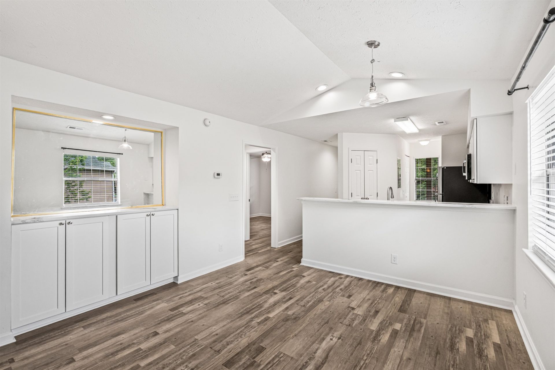 215 Pinehurst Ln. Photo 12