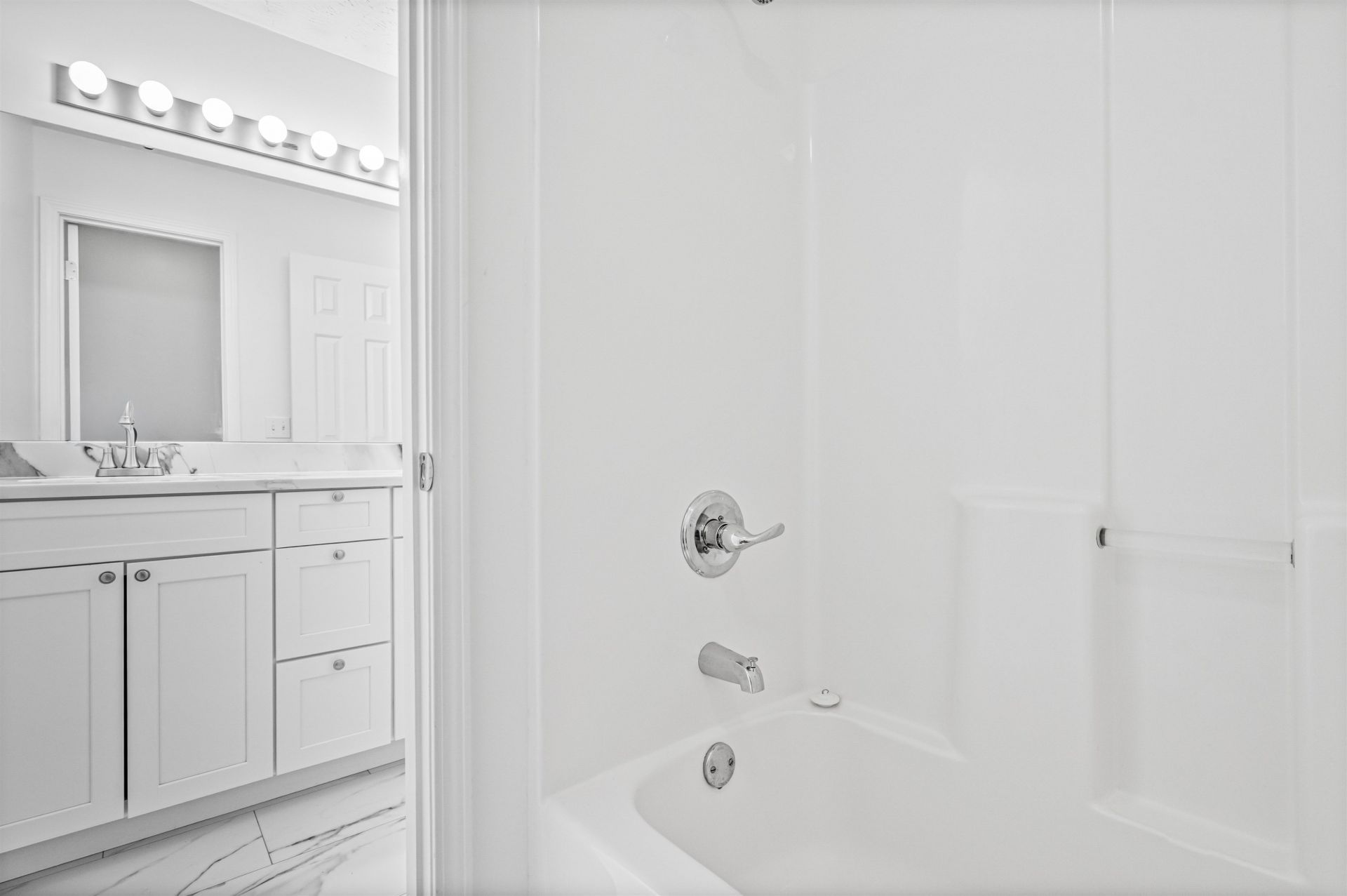 215 Pinehurst Ln. Photo 21