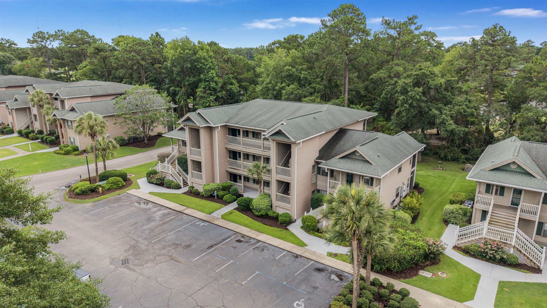 215 Pinehurst Ln. Photo 33