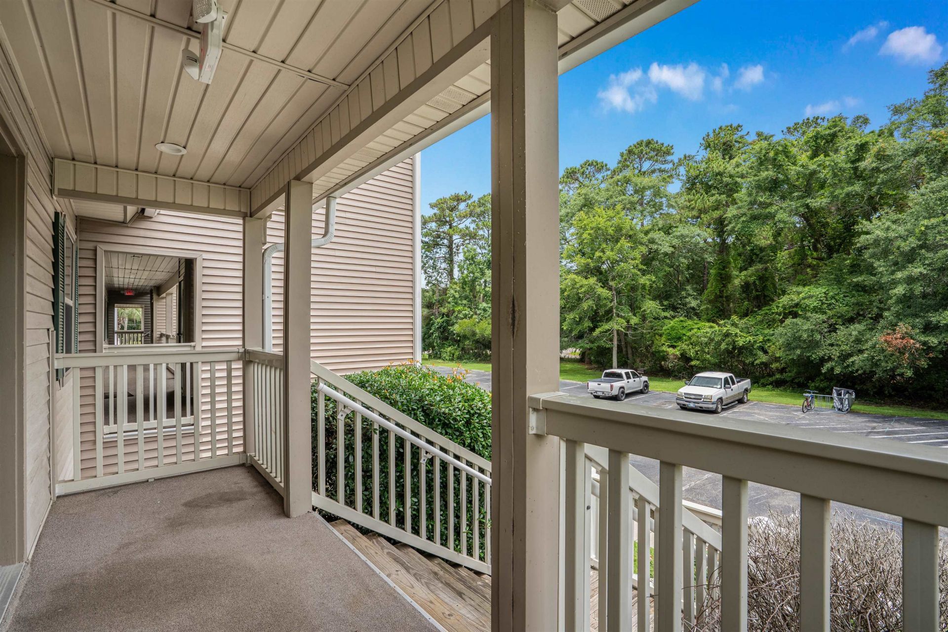 215 Pinehurst Ln. Photo 4