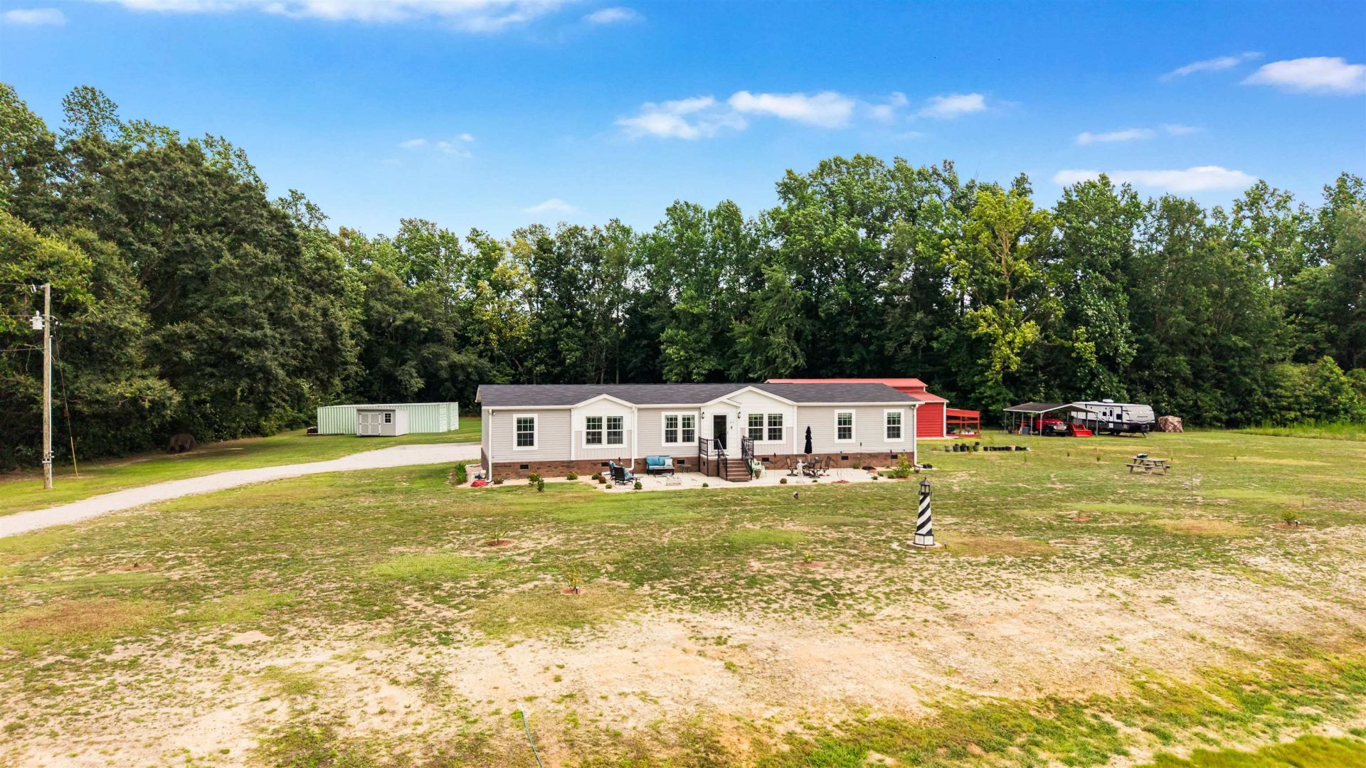 815 Sheila Dr. Photo 32