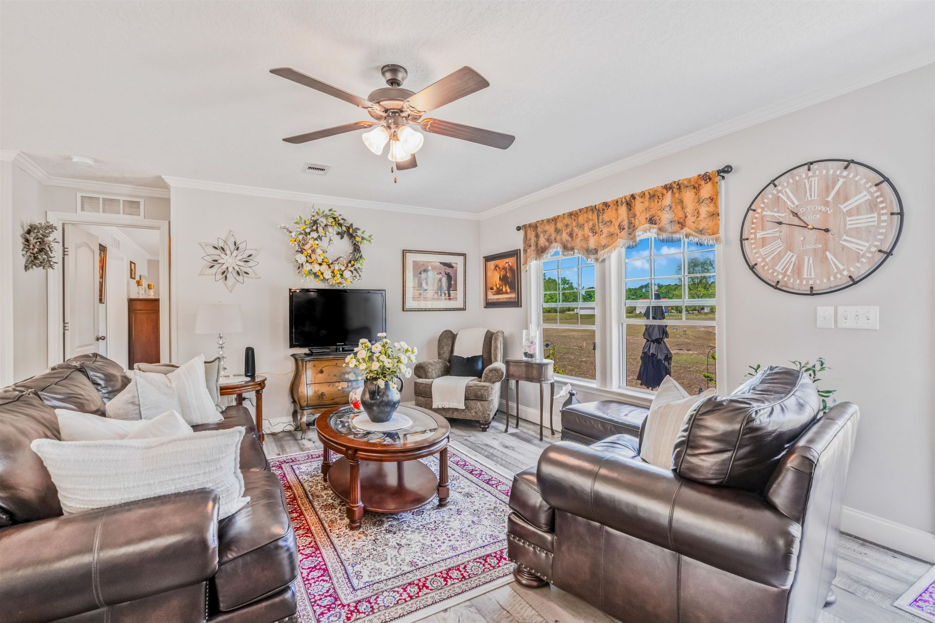 815 Sheila Dr. Photo 6
