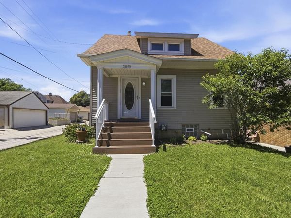 3059 S 40th STREET, Milwaukee, WI 53215
