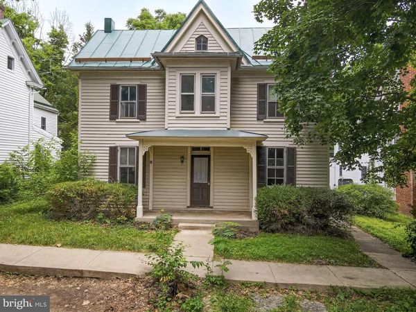17 OLD PROSPECT AVENUE, SHEPHERDSTOWN, WV 25443