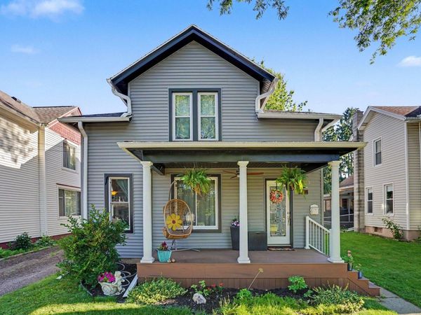 514 W Green Street, Marshall, MI 49068