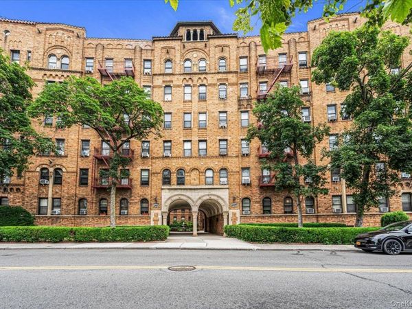 8344 Lefferts Boulevard , Unit 3D, Kew Gardens, NY 11415
