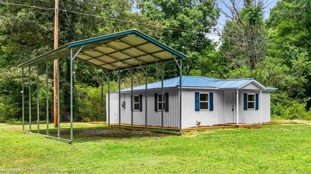 3092 Denton Road, Denton, NC 27239 Main Photo