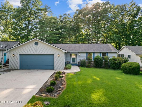 16 Trafalgar Lane , Crossville, TN 38558