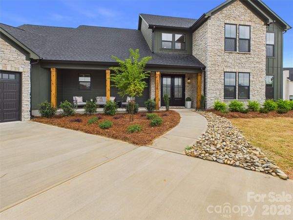 1055 Rolling Meadows Drive, Mooresville, NC 28115