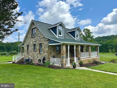 12301 CHAPEL ROAD, CLIFTON, VA 20124