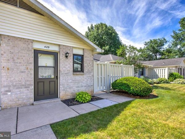 425 VALLEYBROOK DRIVE, LANCASTER, PA 17601