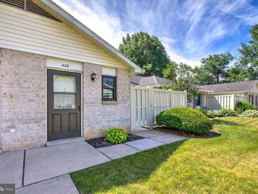425 Valleybrook Drive, Lancaster, PA 17601 Main Photo