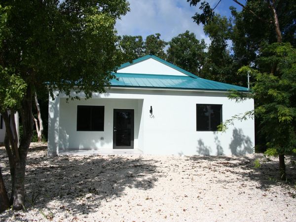 106 S Bay Harbor Drive, KEY LARGO, FL 33037