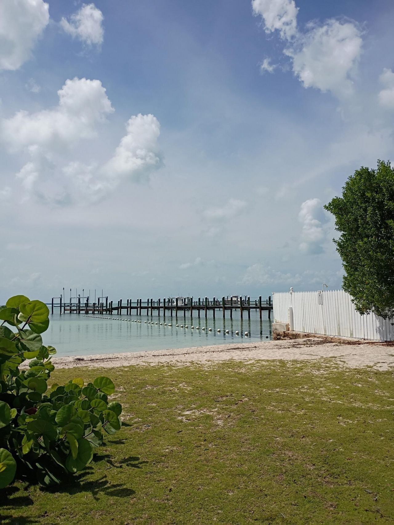 106 S Bay Harbor Drive, Key Largo, FL 33037 Photo