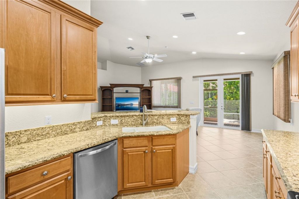 6223 Dorchester Way , Vero Beach, FL 32966 Photo