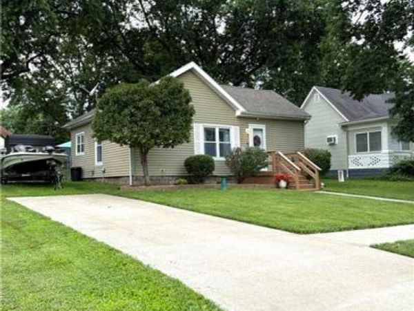 815 Meade Street, Brookfield, MO 64628