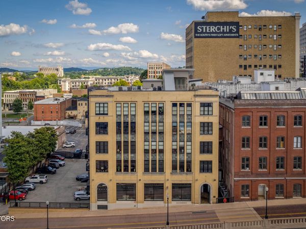 220 W Jackson Ave, Knoxville, TN 37902