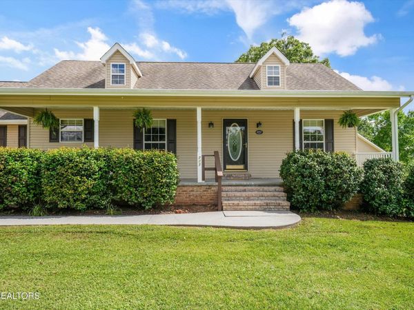 2707 Lady Bug Lane, Maryville, TN 37803