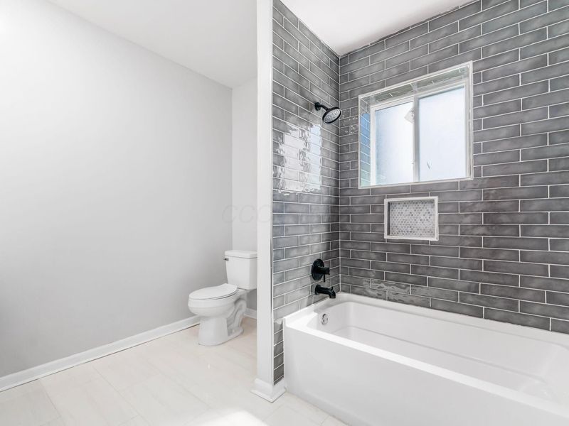 256 N Monroe Avenue, Columbus, OH 43203 Photo 39