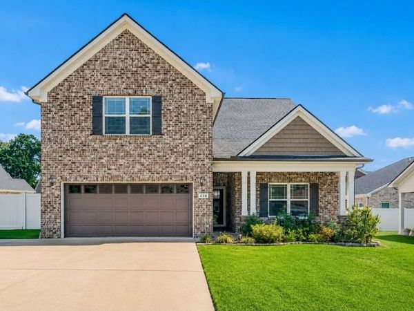 430 Clayton Ct , Pleasant View, TN 37146