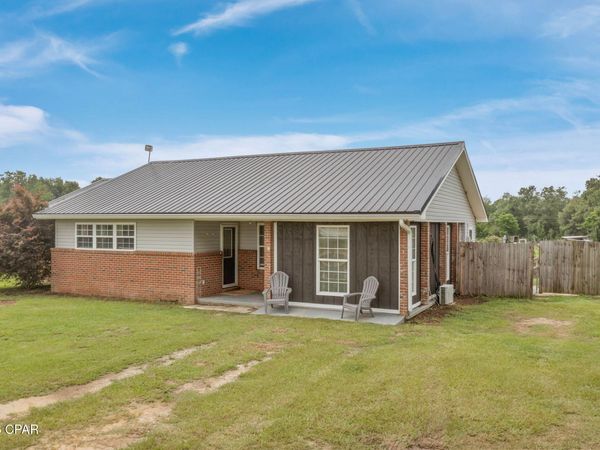 2862 Phillips Road , Bonifay, FL 32425
