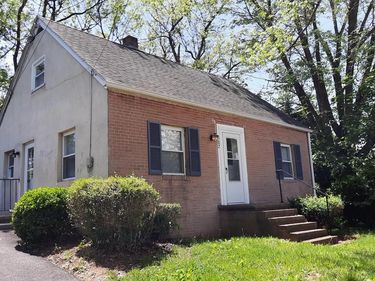 382 W 11TH STREET, FRONT ROYAL, VA 22630