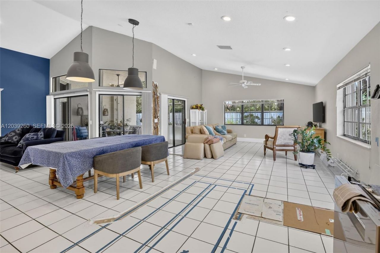 549 Slippery Rock Rd, Weston, FL 33327 Photo