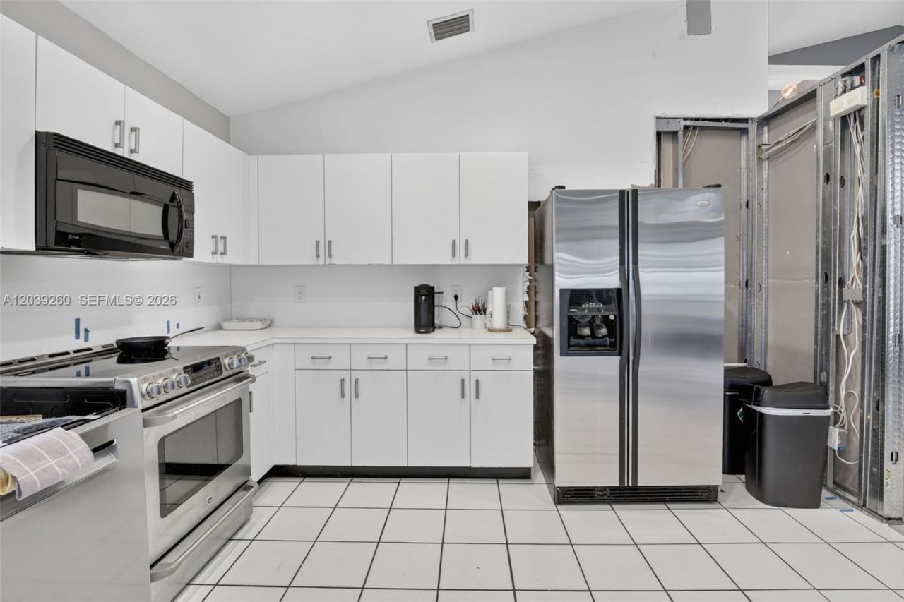 549 Slippery Rock Rd, Weston, FL 33327 Photo