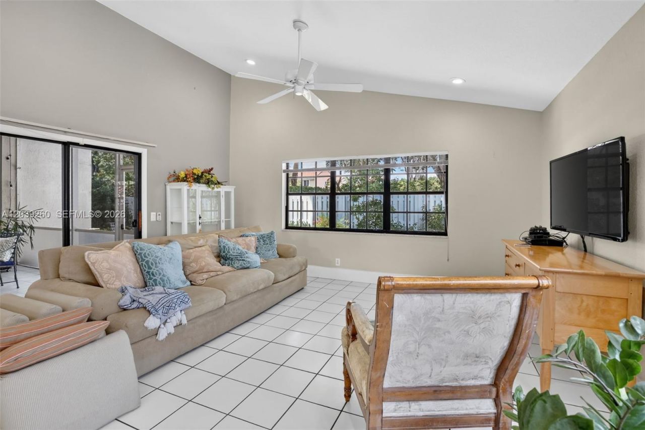 549 Slippery Rock Rd, Weston, FL 33327 Photo