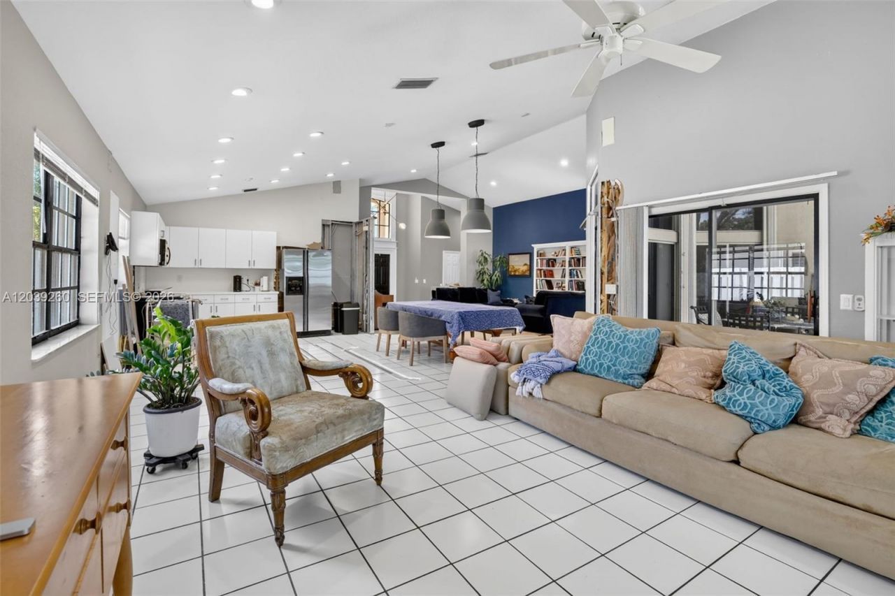 549 Slippery Rock Rd, Weston, FL 33327 Photo