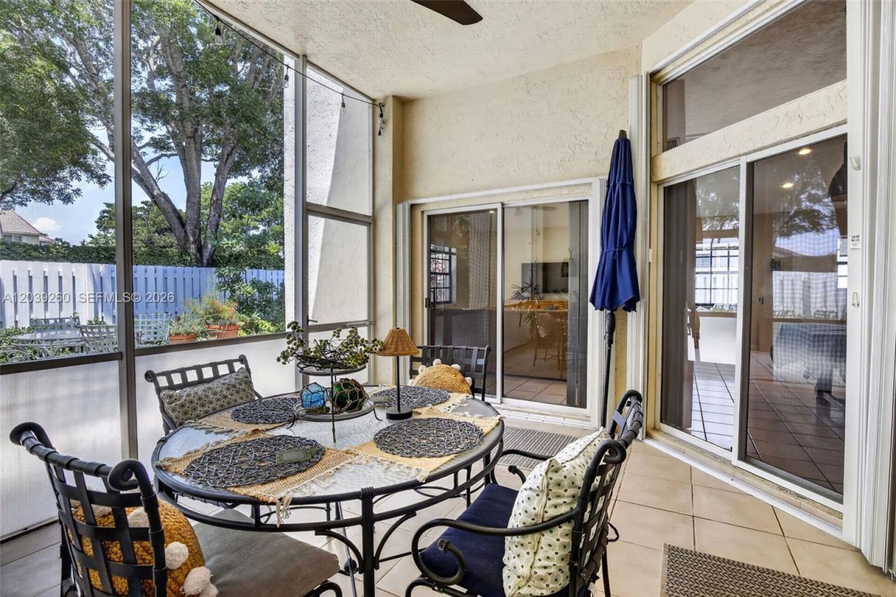 549 Slippery Rock Rd, Weston, FL 33327 Photo