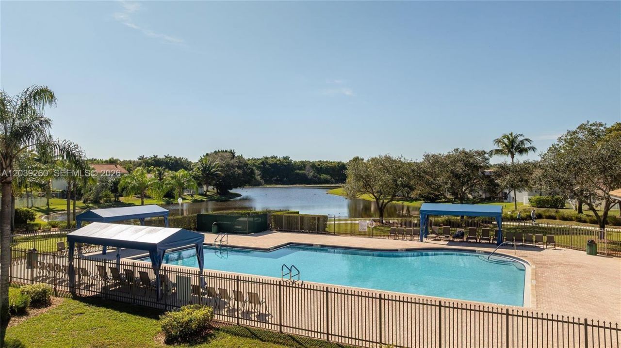 549 Slippery Rock Rd, Weston, FL 33327 Photo