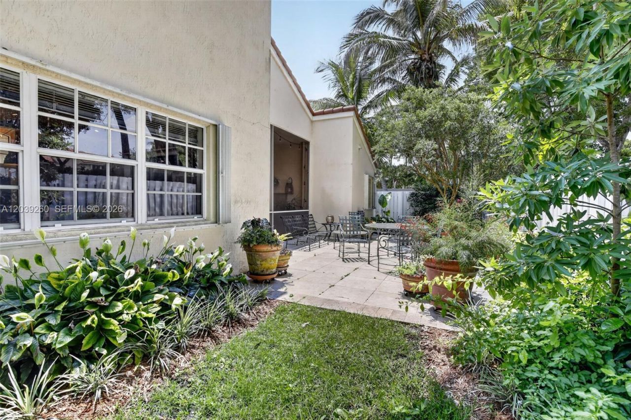 549 Slippery Rock Rd, Weston, FL 33327 Photo