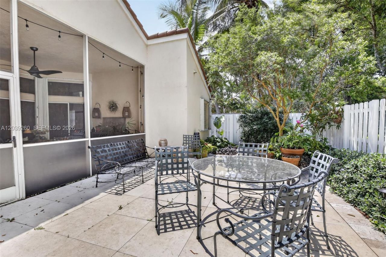 549 Slippery Rock Rd, Weston, FL 33327 Photo