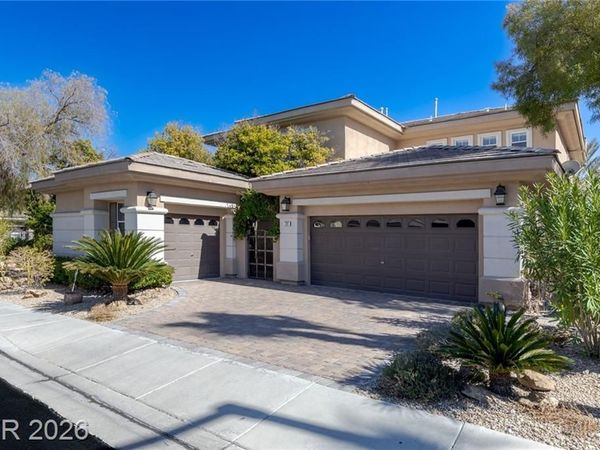 724 PINNACLE HEIGHTS Lane, Las Vegas, NV 89144