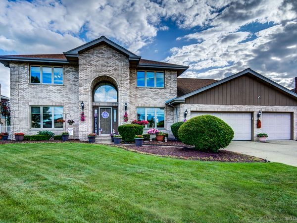 8707 Timbers Pointe Drive , Tinley Park, IL 60487