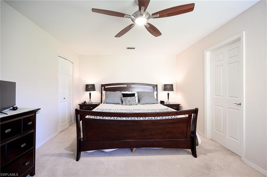 559 Beachwalk Cir, Unit U-203, Naples, FL 34108 Photo