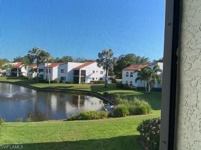 559 Beachwalk Cir, Unit U-203, Naples, FL 34108 Photo
